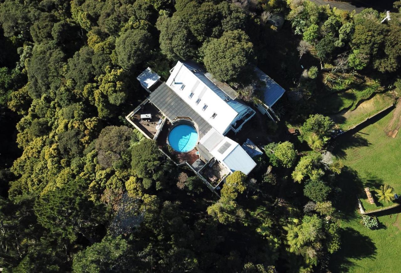 Hekerua Lodge Backpackers Oneroa Exterior foto